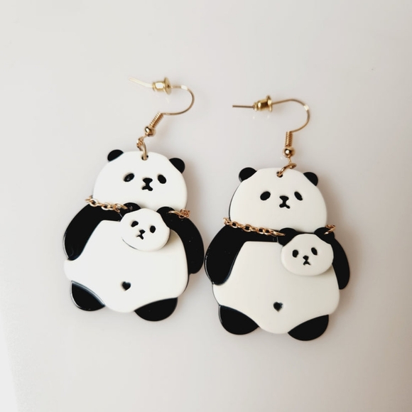Cute Panda Bear Earrings with Panda Purses Black and White Acrylic Jewelry - Picture 2 of 4